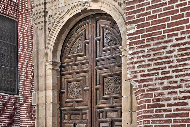 Church Doors – Plaza Mártires, Málaga, Andalucía, Spain