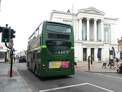 Sullivan Buses E59 (LK08 DXW) in St. Albans - 8 Sep 2023 (P1160292)