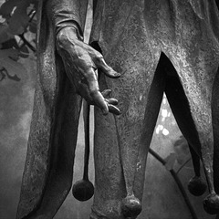 Statue of Jester Rigoletto |  Mantova, Italy