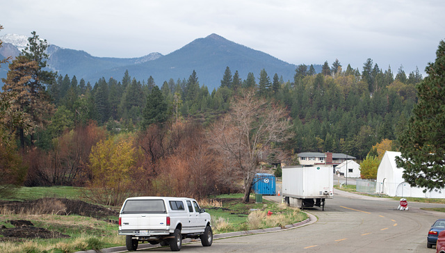 Weed, CA fire (1067)