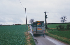 Sworders B437 RJU near Aston - Mar 1998