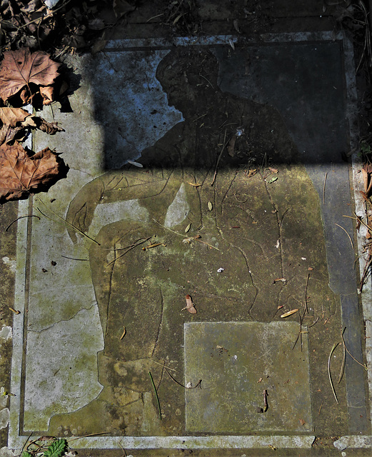 hertingfordbury church, herts, wounded soldiers on c20 paget memorial  (4)