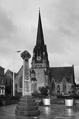 Burgh Centenary Cross, Colquhoun Square, Helensburgh