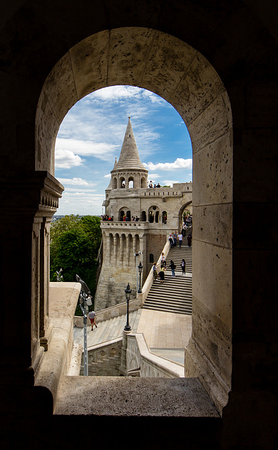 19 05 Budapest Fischerbastei Matthialskirche-105