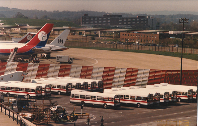 HFF: Leyland Nationals of Gatwick Handling at Gatwick Airport – 23 April 1987 (47-6)