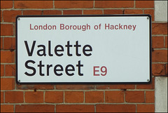 Valette Street sign