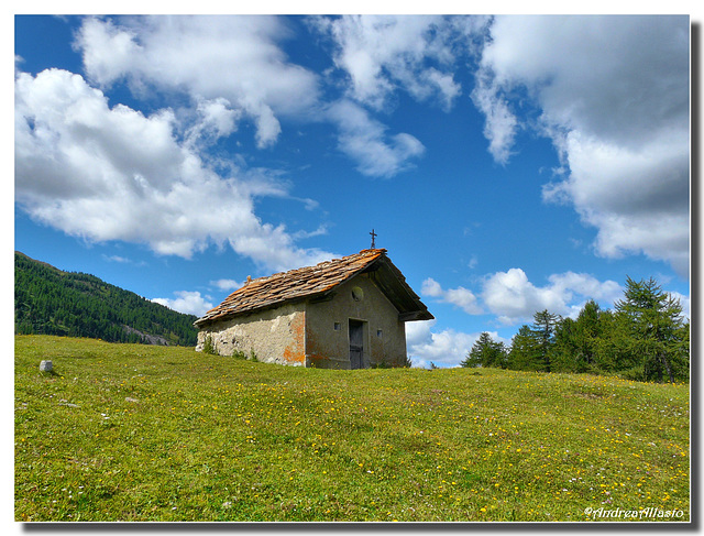 La chiesetta dell'alp Arguel