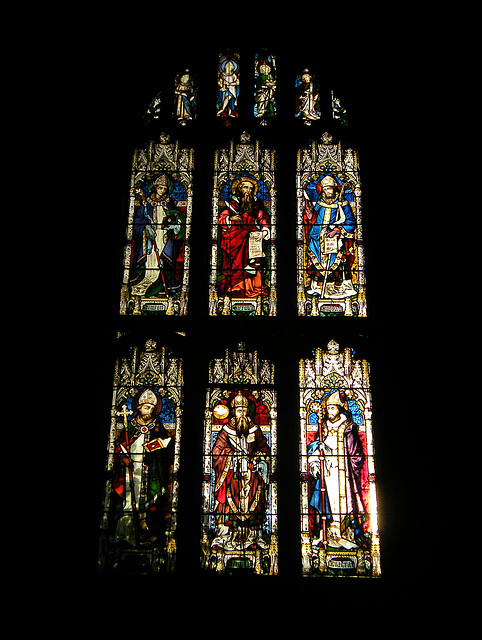 Magdalen stained glass (2)