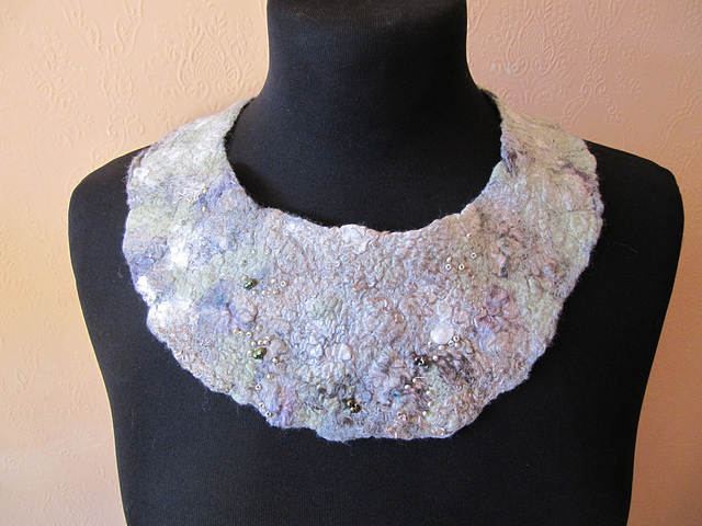 felted collar