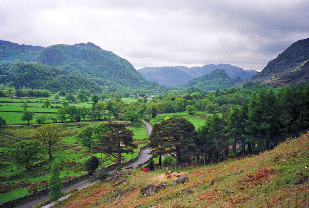 Descent from Catbells towards Great Bay (Scan from May 1991)