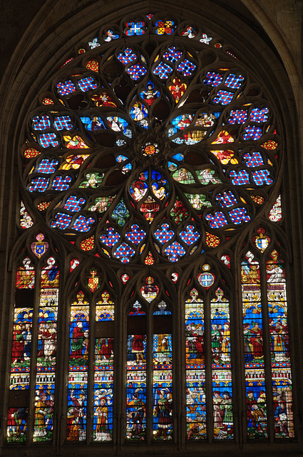 Rose du transept sud de la Cathédrale de Sens