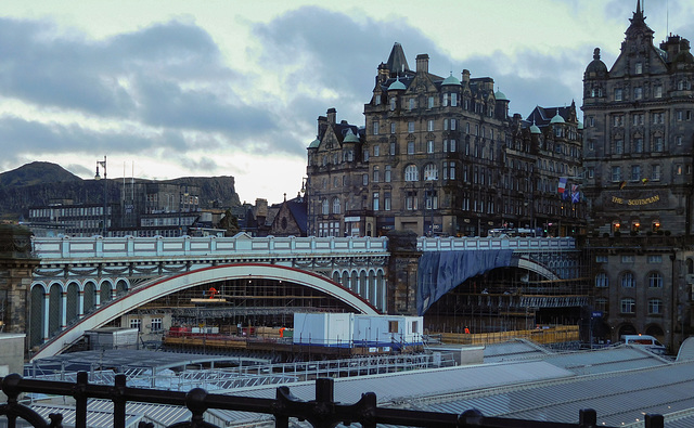 Edinburgh North Bridge (#1128)