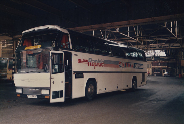 Yelloway (ATL) TWG 561Y at Rochdale – 10 March 1986 (35-14)