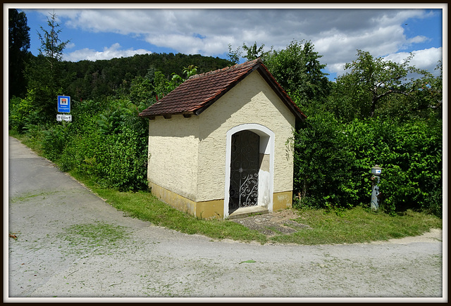 Deckelstein, Wegkapelle (PiP)