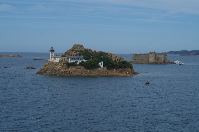 Ile et chateau !