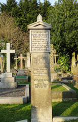 st. marylebone / east finchley cemetery, london