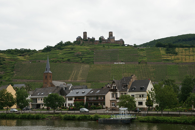 Burg Thurant Above Alken