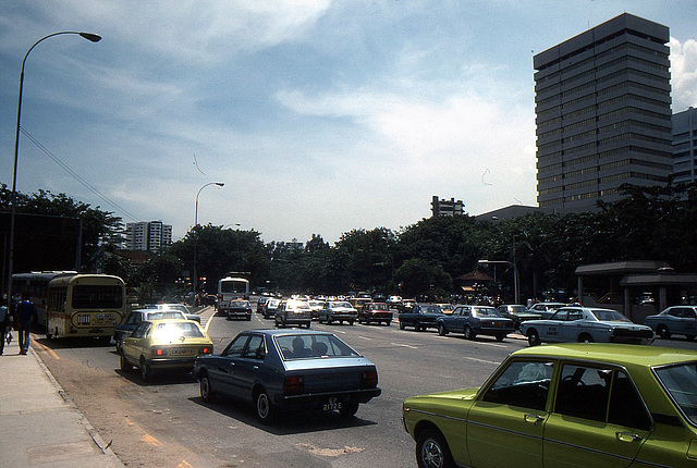 Schon 1981 war in Singapur die Blechlavine sehr gross