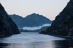 Land Of The Midnight Sun: Ausfahrt aus dem Trollfjord
