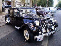 Citroën 11 CV (1954).