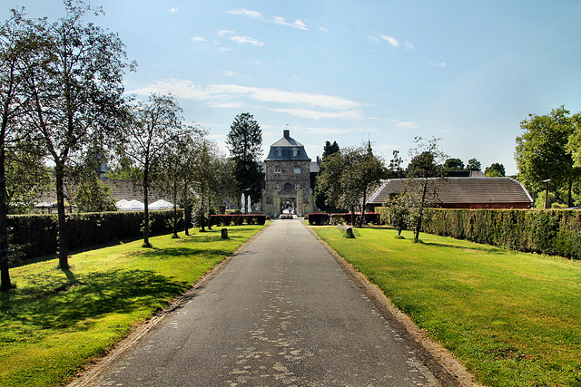 Schloss Lembeck, Einfahrt (Dorsten) / 20.07.2024