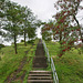 Treppe zur "Pyramide" der Halde Rungenberg (Gelsenkirchen-Buer) / 18.08.2019