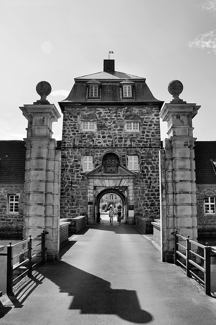 Schloss Lembeck, Portal und Torhaus (Dorsten) / 20.07.2024