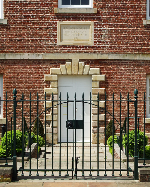 Newmarket: Palace House 2013-05-27