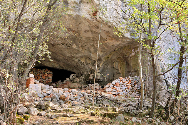 Nationalpark Paklenica - Schutzhöhle