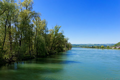 Blick von der Aarebrücke bei Döttingen/Kleindöttingen (© Buelipix)