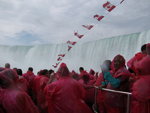 Approaching the falls