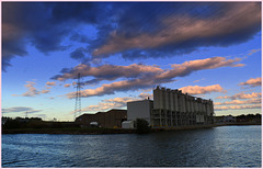 Silo's and Clouds (Mineral Processing)