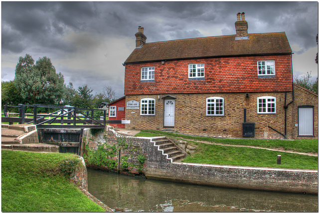 Stoke Lock, River Wey Navigation Stoke Lock, River Wey Navigation