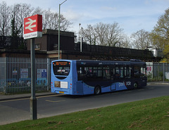 DSCF6578 Reading Buses 652 (YX64 VLV) - 5 Apr 2017