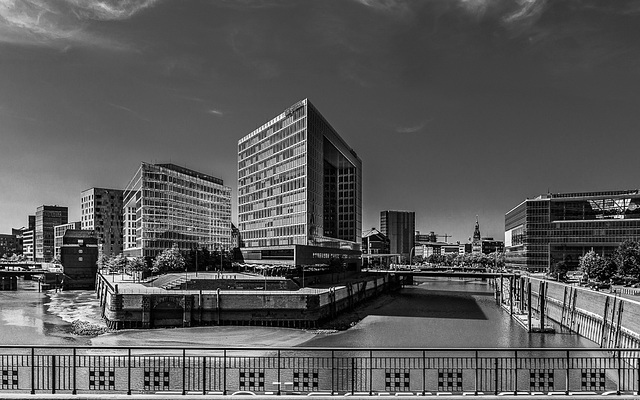 Hamburg, Ericusspitze (270°) HFF