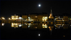 HONFLEUR la nuit...