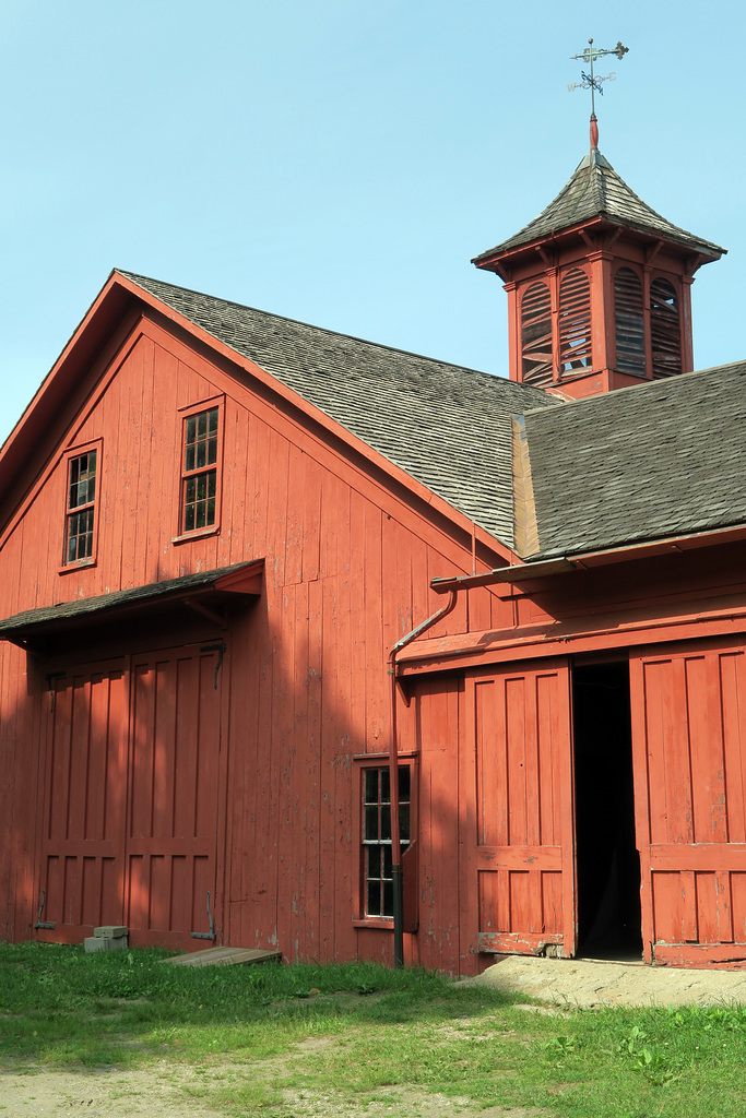 IMG 5790-001-Big Red Barn