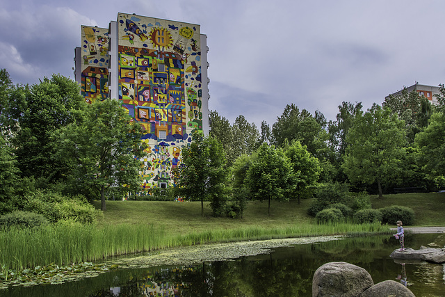 Bemaltes Wohnhaus an der Markersdorfer Oase