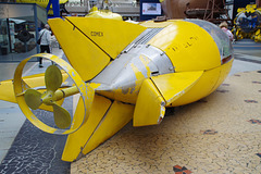 Véhicule sous marin !