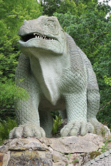 crystal palace dinosaurs, london