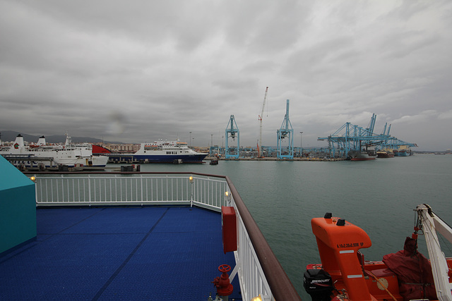 Im Hafen von Algeciras
