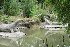 crystal palace dinosaurs, london