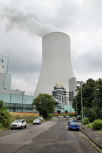 Kraftwerk Walsum, Kühlturm des Blocks 10 (Duisburg-Walsum) / 16.07.2017