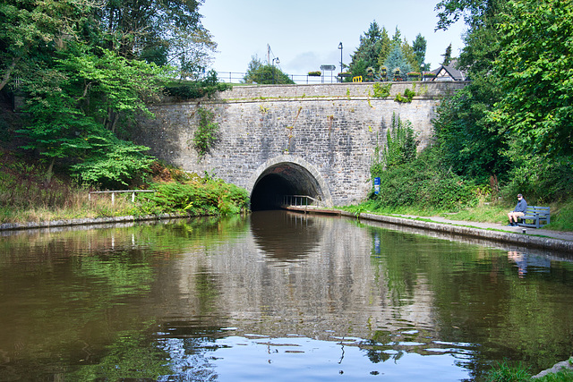 Chirk tunnel and bench HBM