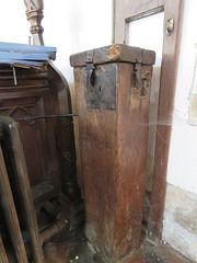 swavesey church, cambs  (13) almsbox