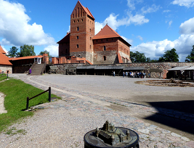 Trakai - salos pilis