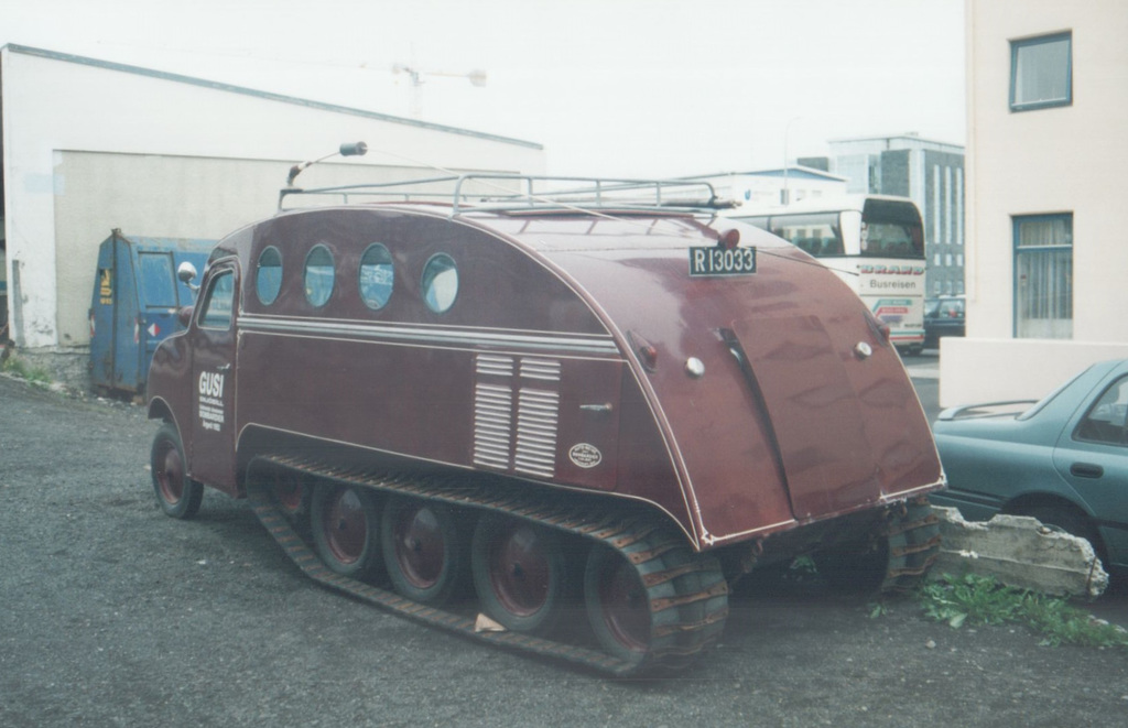 Guðmundur Jónasson Travel, 1952 Bombardier Snowmobile, Reykjavík, Iceland – 28 July 2002 (496-30A)