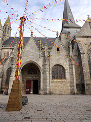 La collégiale Saint Aubin de Guérande (44)