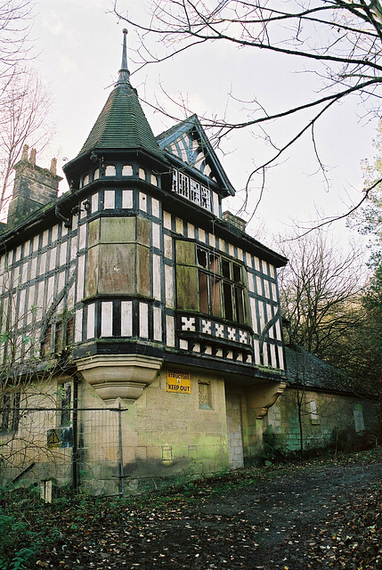 Entrance Facade of Oakhurst, Ambergate, Derbyshire