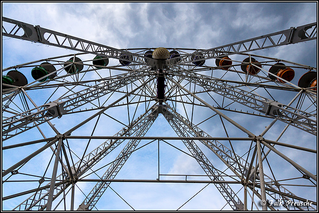 Riesenrad in Nimes